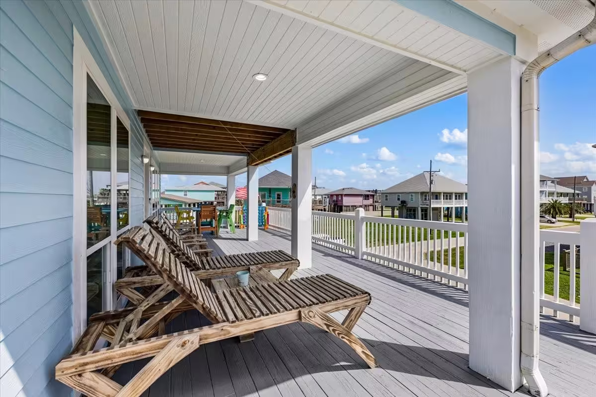 Photo 2 of 839 Eastview, Crystal Beach, TX