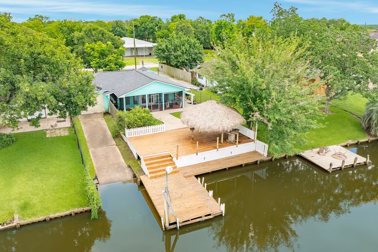 Photo of 127 Bastrop Bayou Drive, Angleton, TX