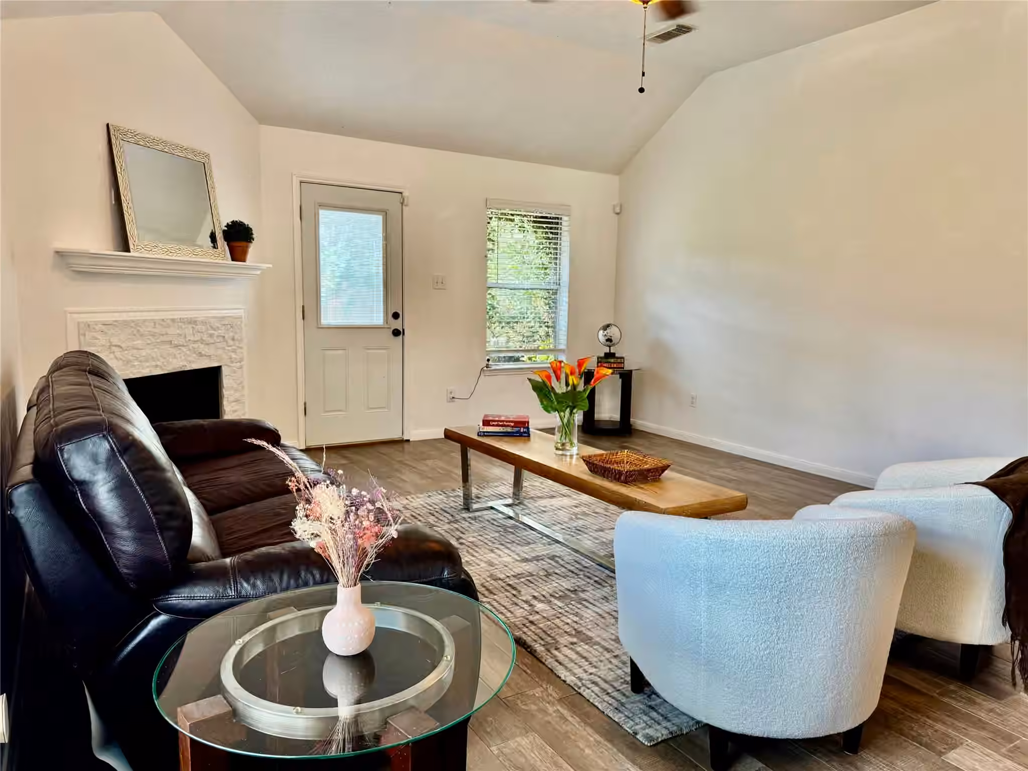 Photo 6 of 13605 Trail Meadow Lane, Rosharon, TX