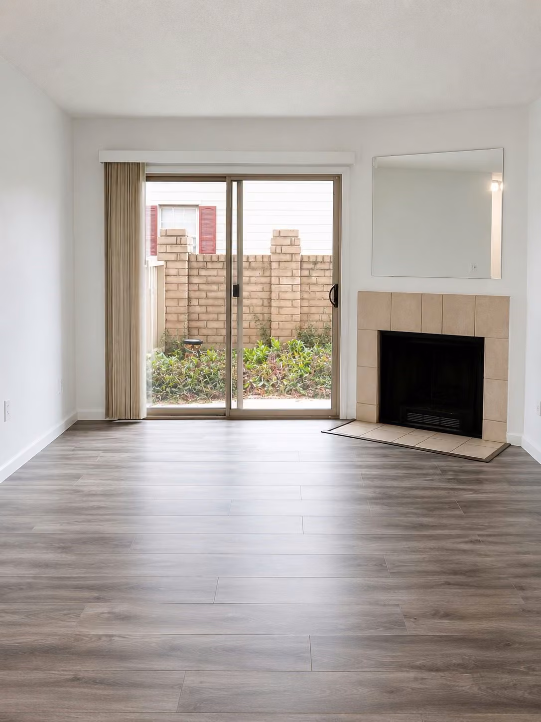 Photo of 2120 El Paseo Street 315, Houston, TX