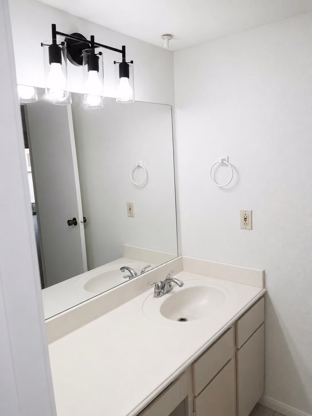 Photo 6 of 2120 El Paseo Street 315, Houston, TX