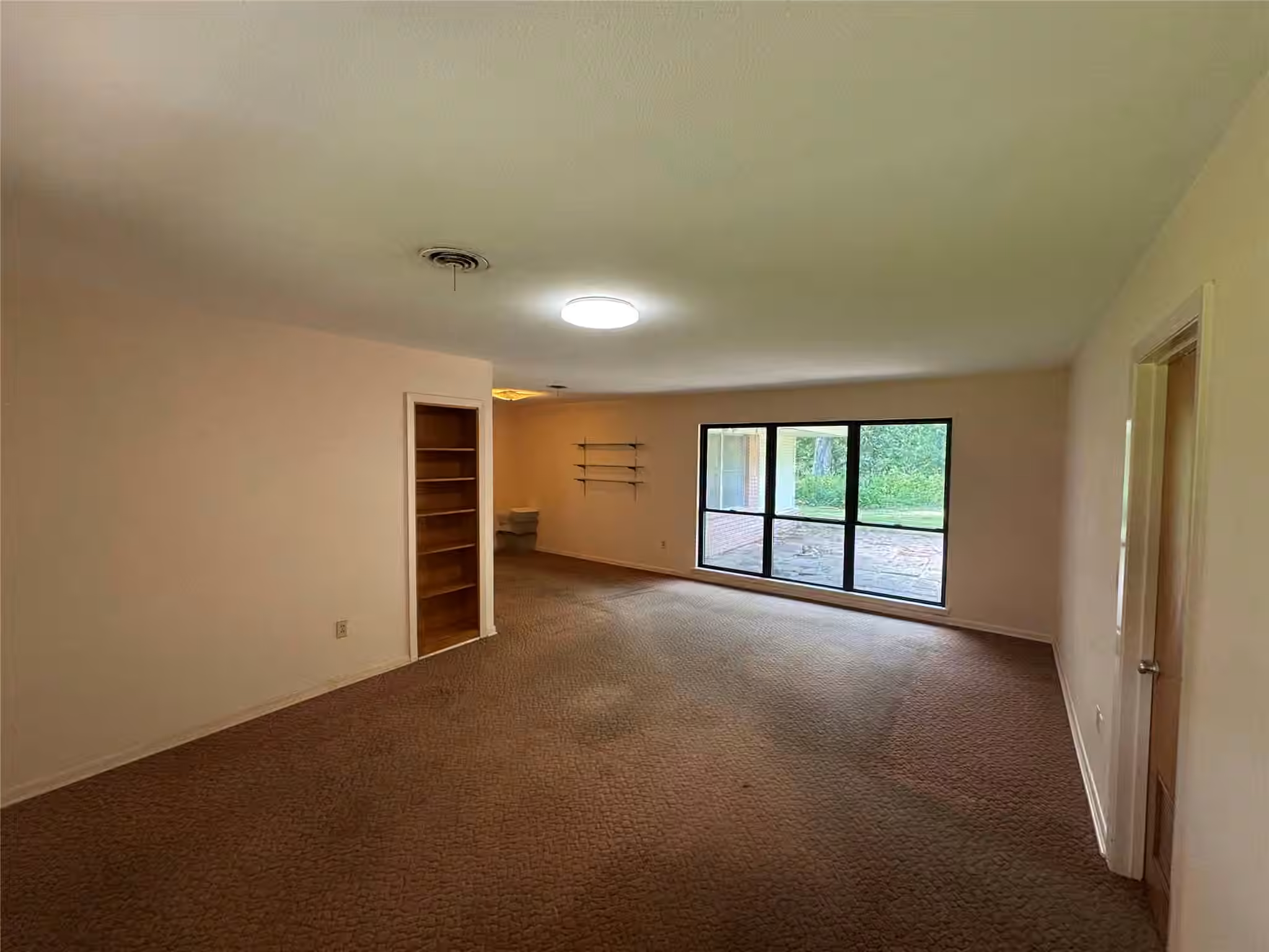 Photo 4 of 408 Oak Drive, Lake Jackson, TX