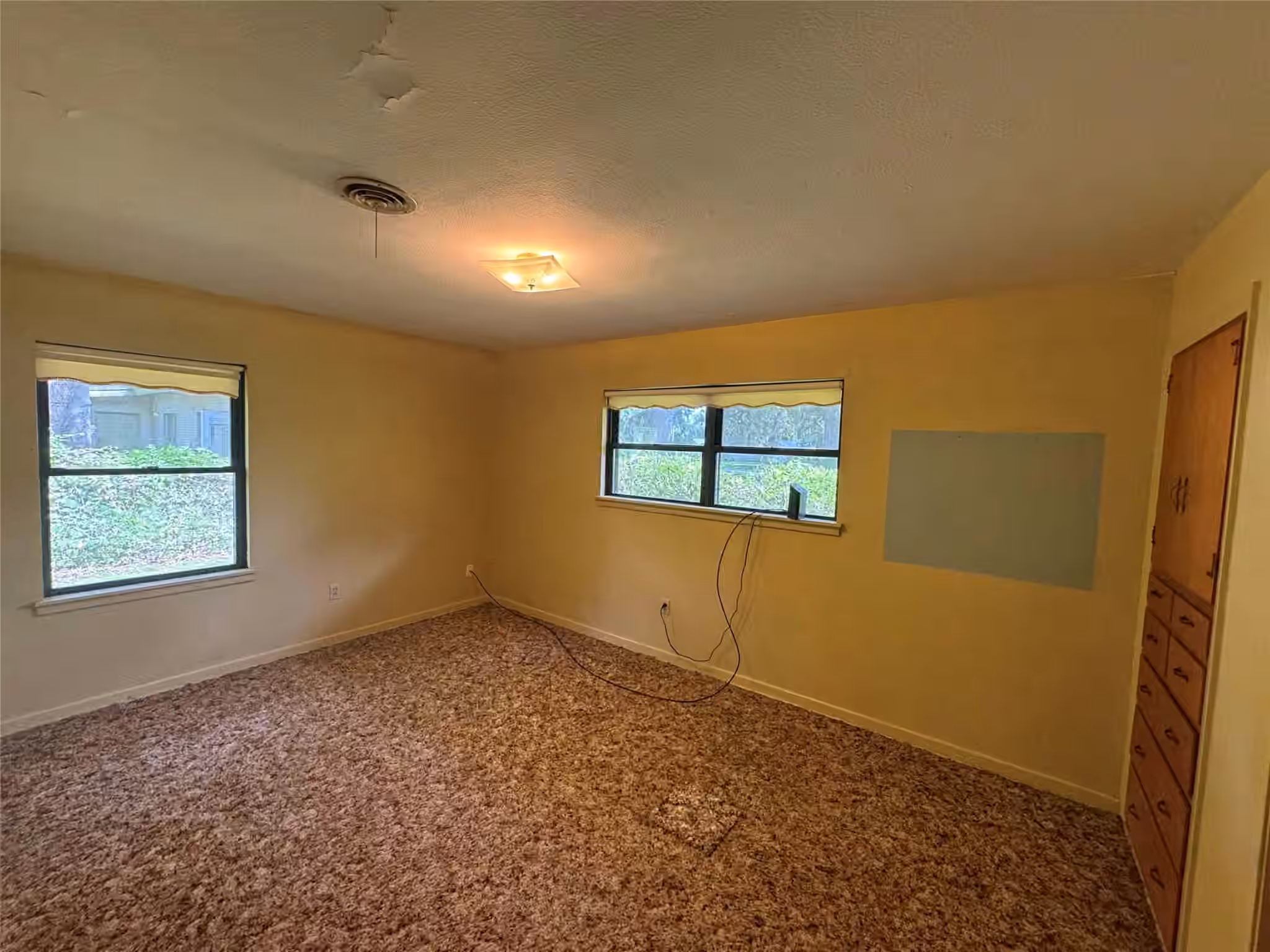 Photo 7 of 408 Oak Drive, Lake Jackson, TX