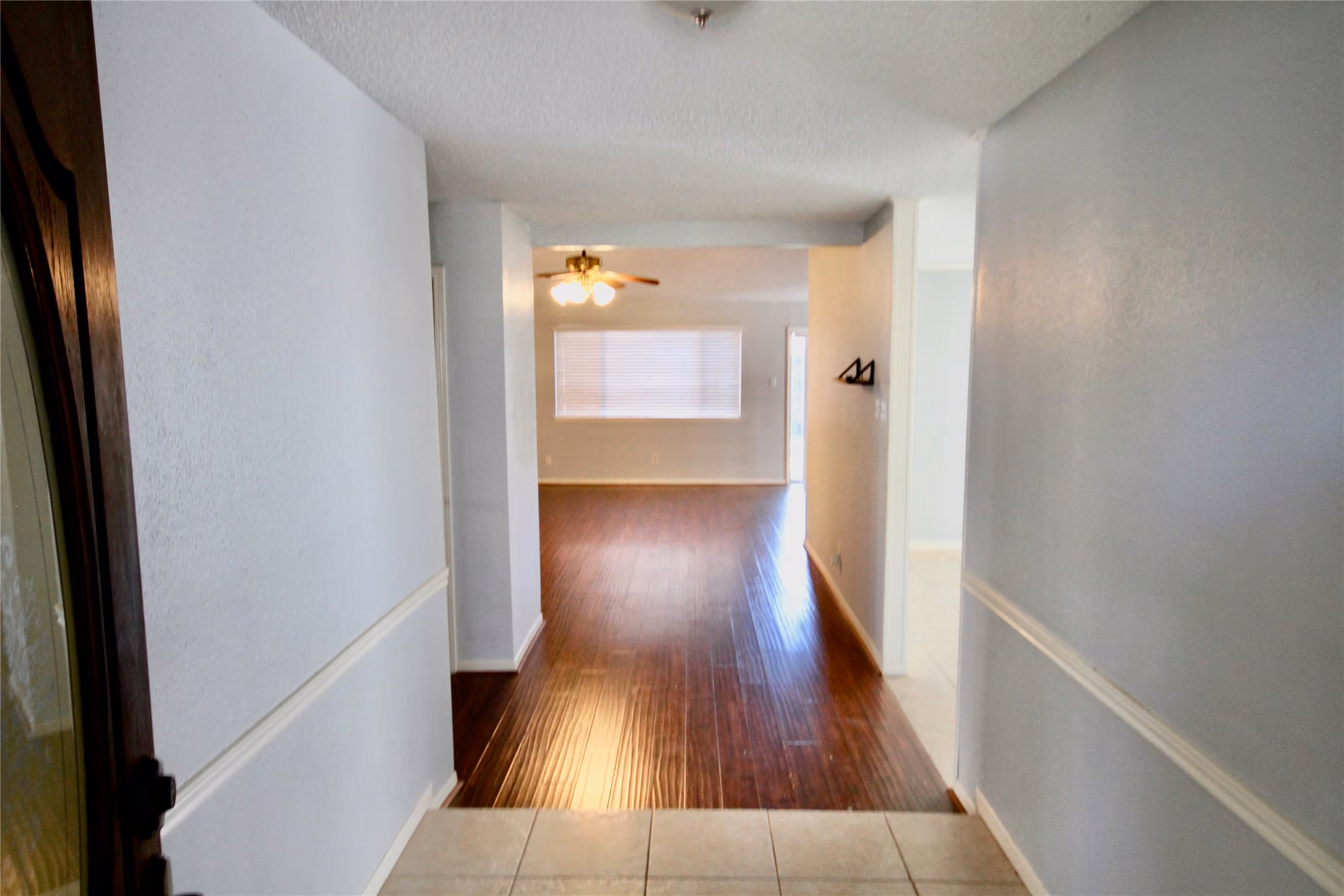 Photo 5 of 10703 Sageberry Drive, Houston, TX
