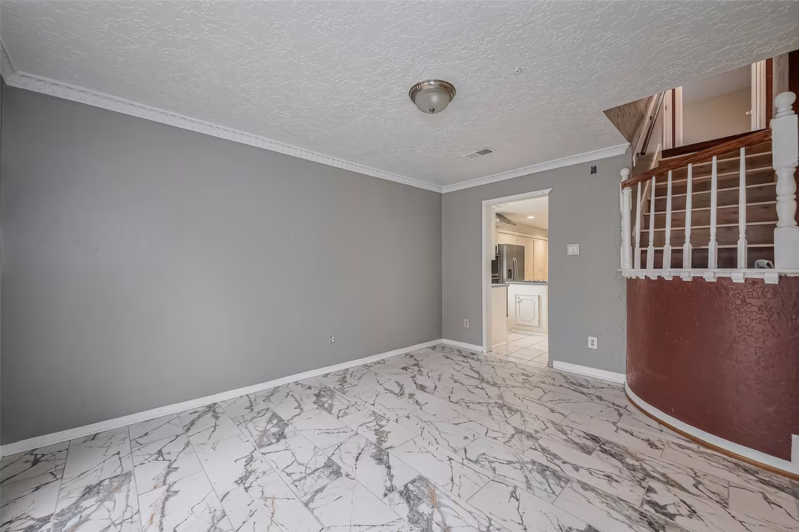 Photo 5 of 4015 Black Locust Drive, Houston, TX