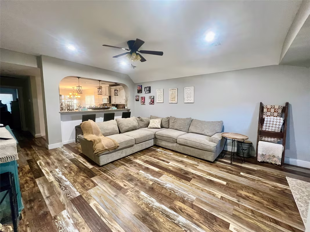 Photo 5 of 13901 Hydra Court, Willis, TX