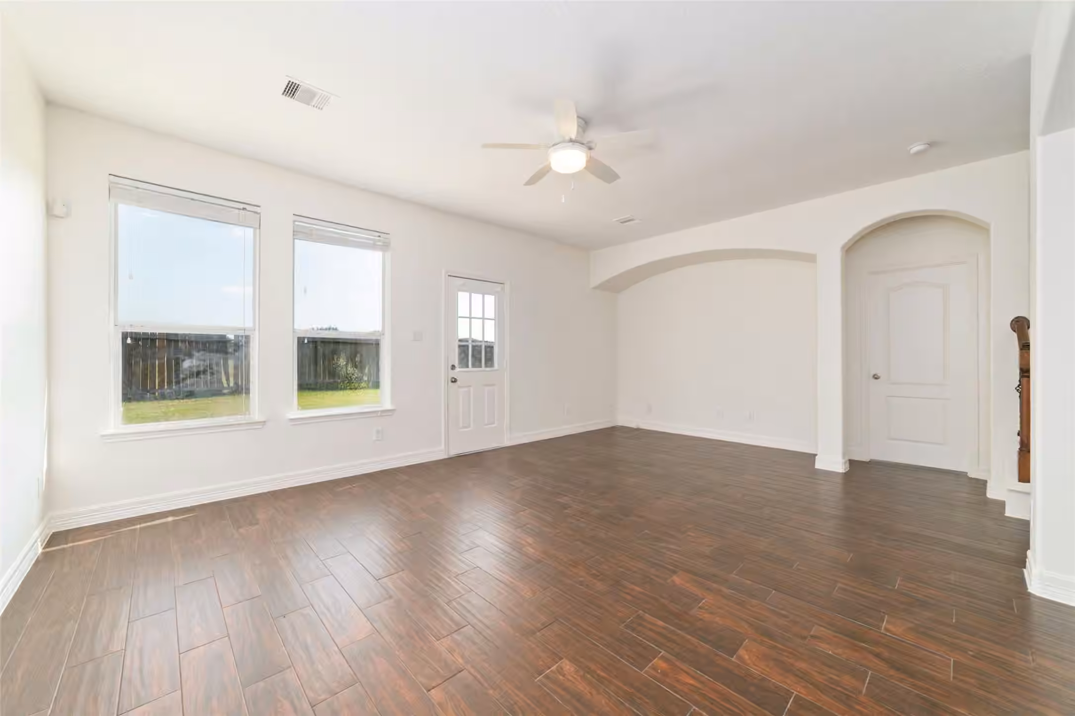 Photo 6 of 10118 Corvallis Drive, Houston, TX
