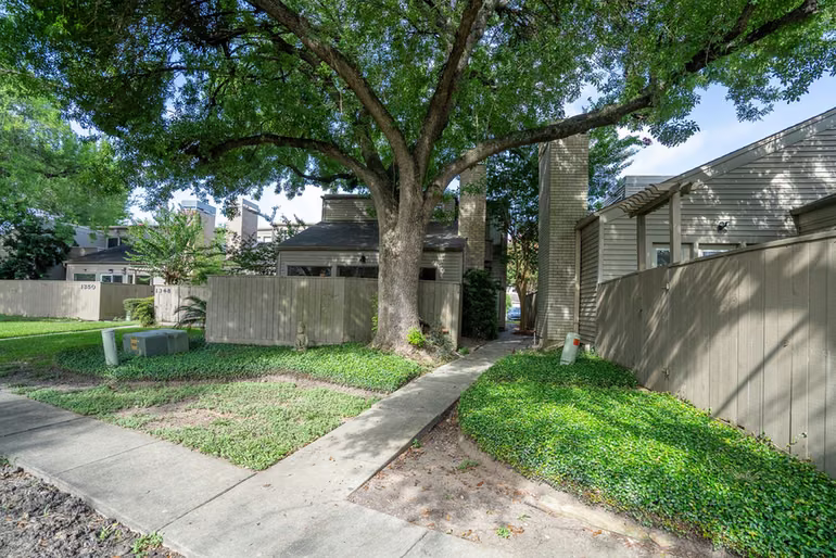 Photo of 1346 Chardonnay Drive 80, Houston, TX
