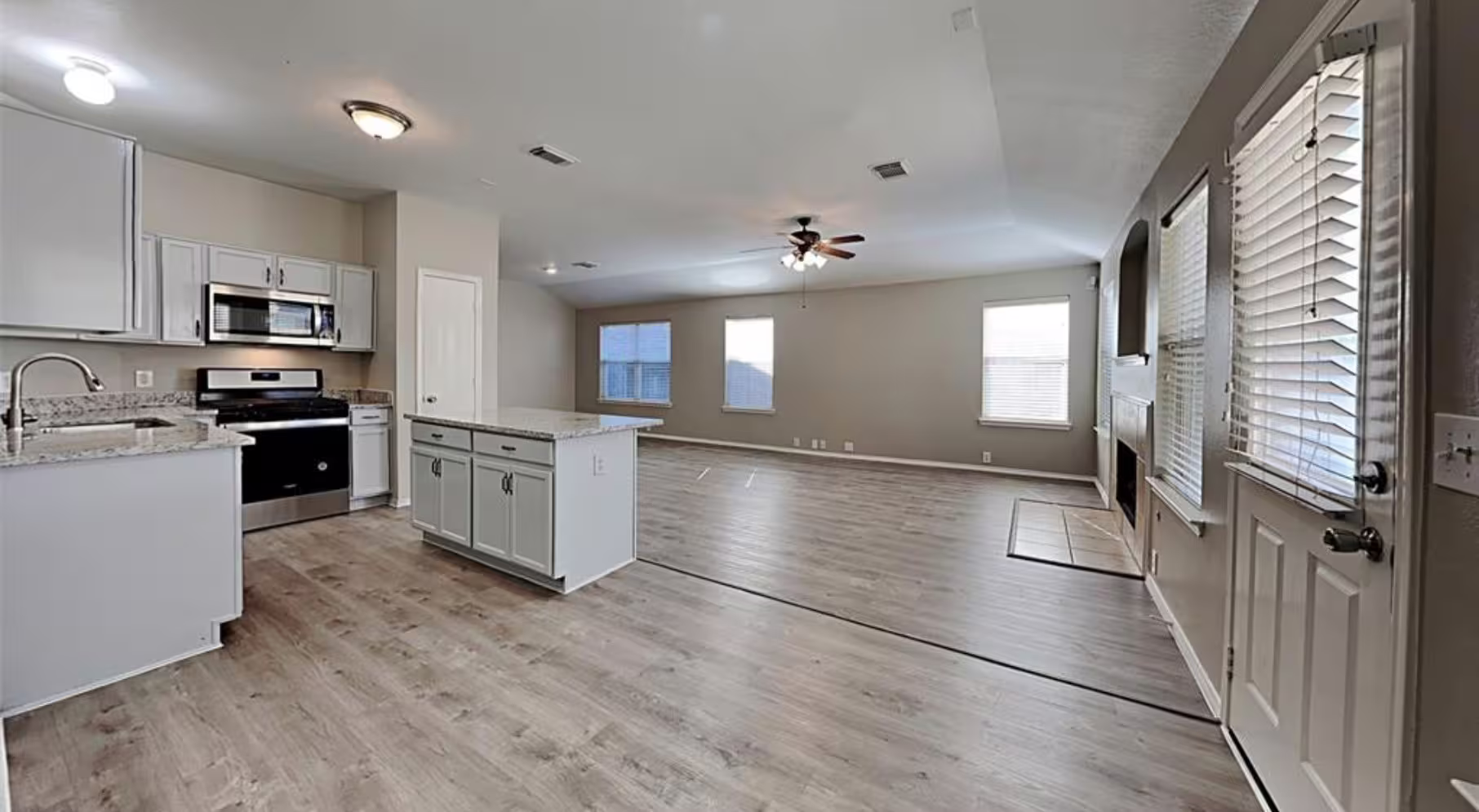 Photo 5 of 2915 Bison Bluff, Missouri City, TX