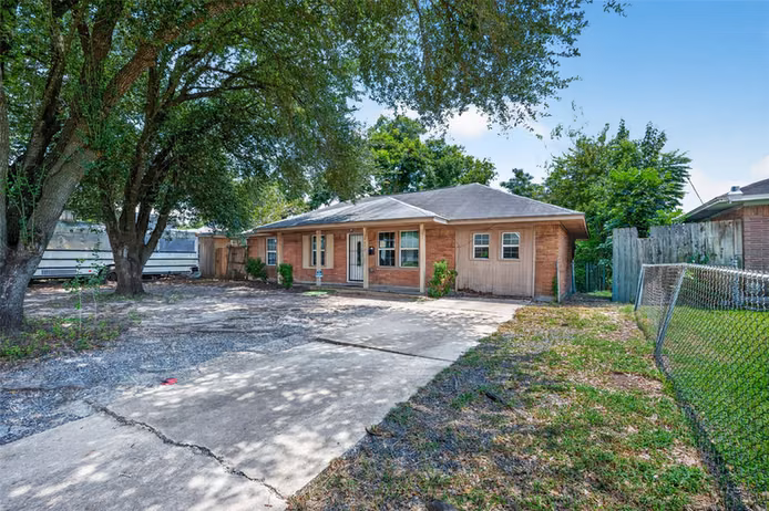 Photo 5 of 4310 Dacca Drive, Houston, TX