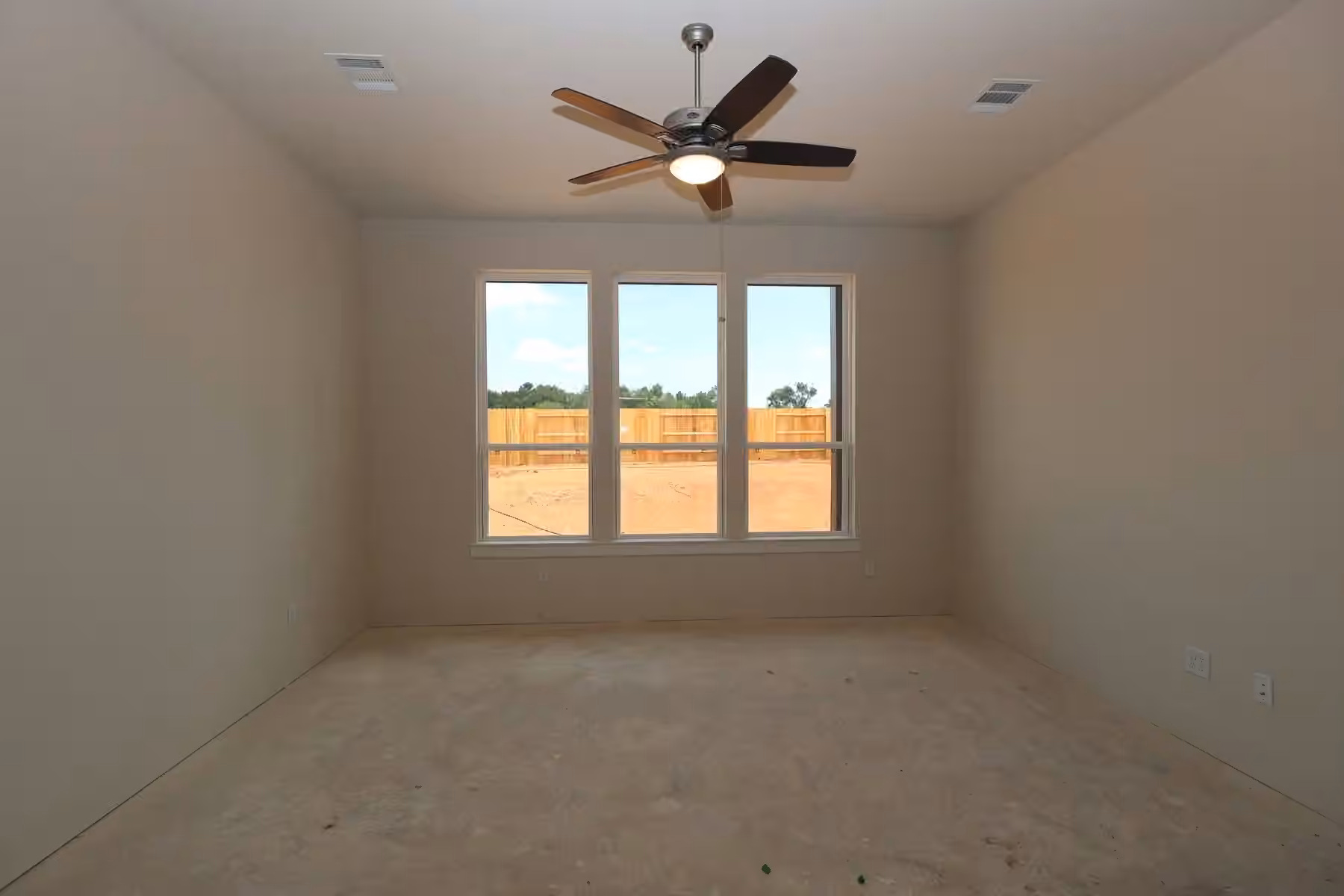 Photo 6 of 14904 Clover Meadow Lane, Montgomery, TX