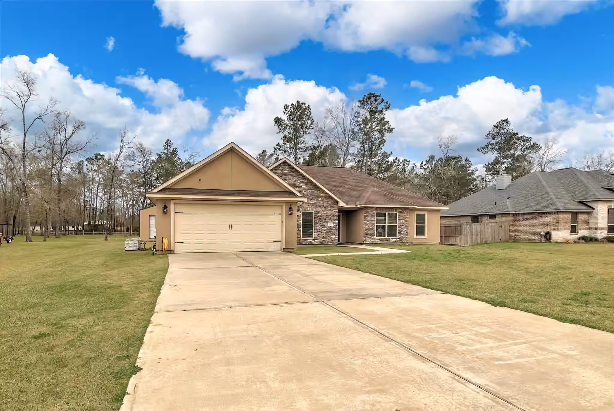 Photo of 210 Road 662, Dayton, TX 77535