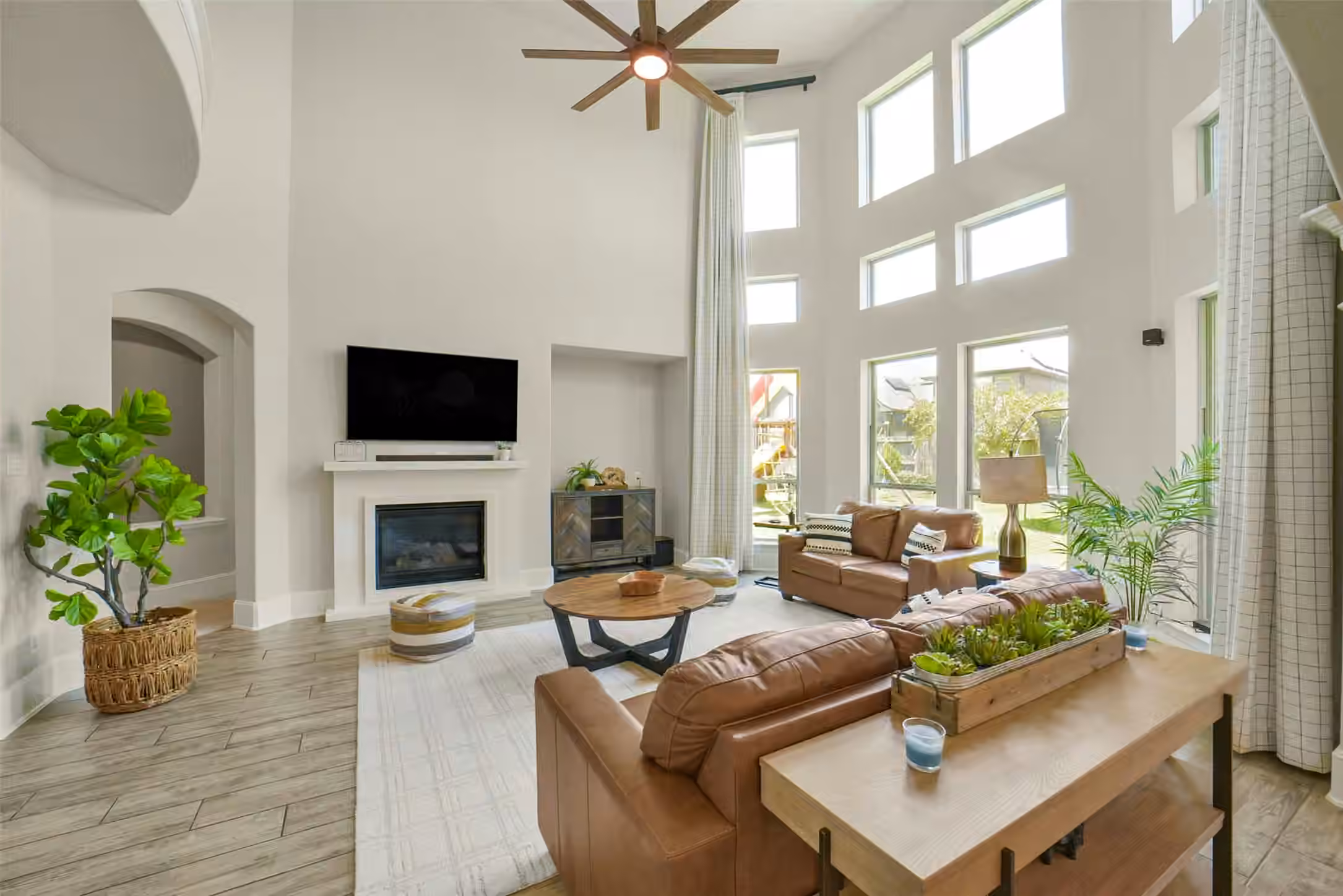 Photo 5 of 8711 Silver Crest Lane, Missouri City, TX
