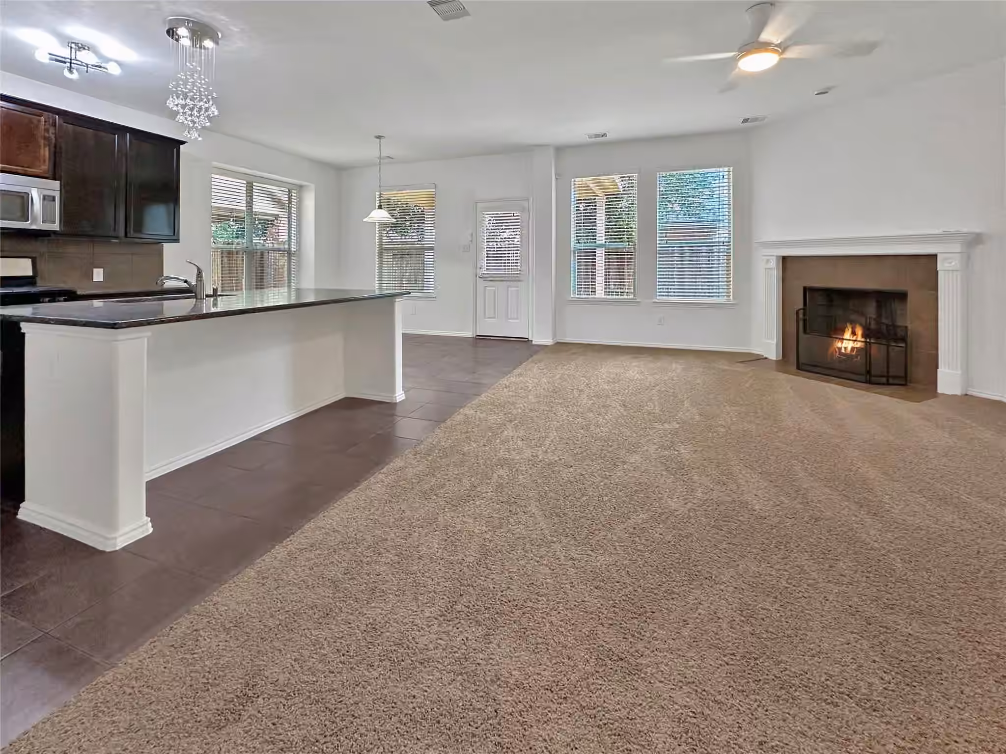 Photo 3 of 2247 Brown Oak Drive, Conroe, TX