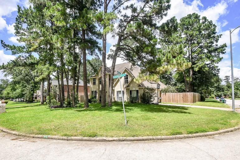 Photo 6 of 24010 Doverwick Drive, Tomball, TX