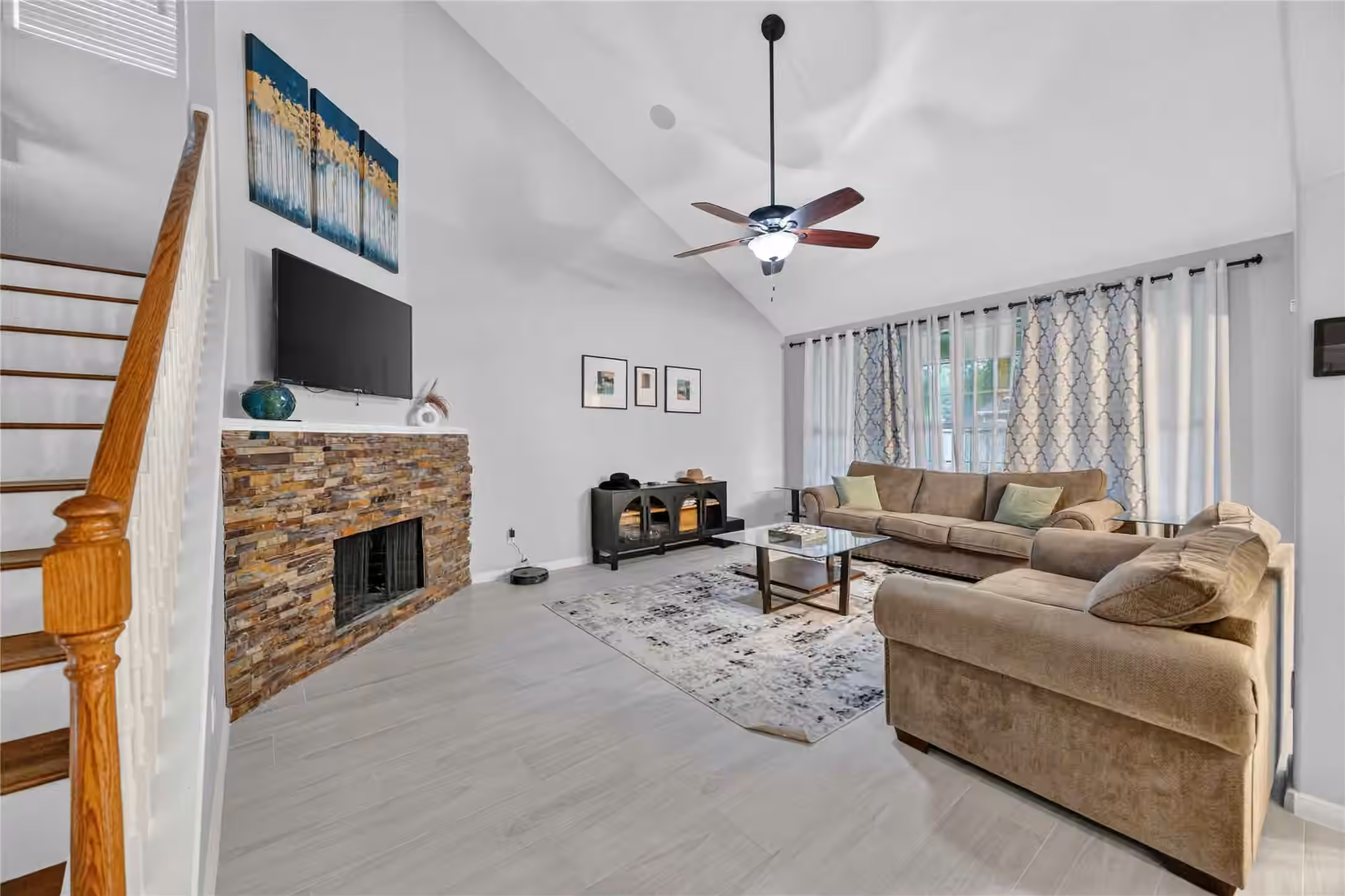 Photo 7 of 5504 Park Thicket Lane, Rosharon, TX