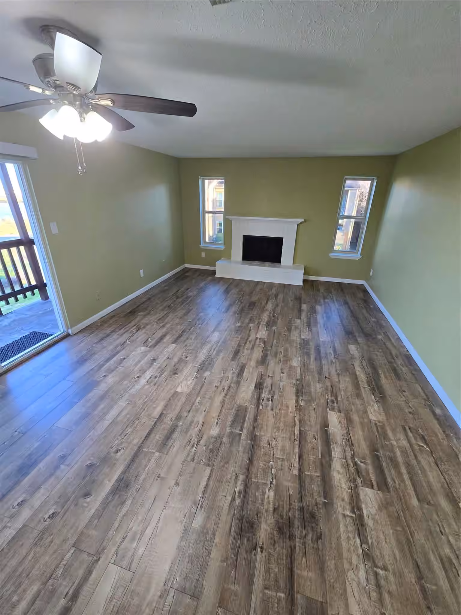 Photo 3 of 10555 Turtlewood Court 1005, Houston, TX