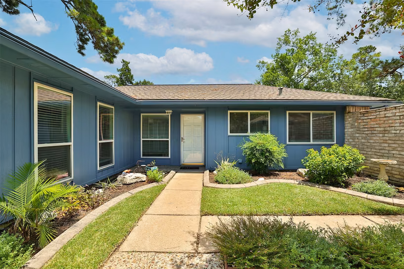 Photo 6 of 12410 Pantano Drive, Houston, TX