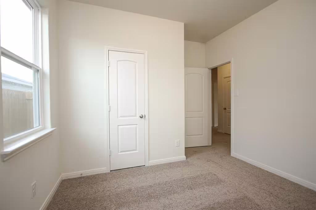 Photo 7 of 928 Lake View Circle W, Brookshire, TX