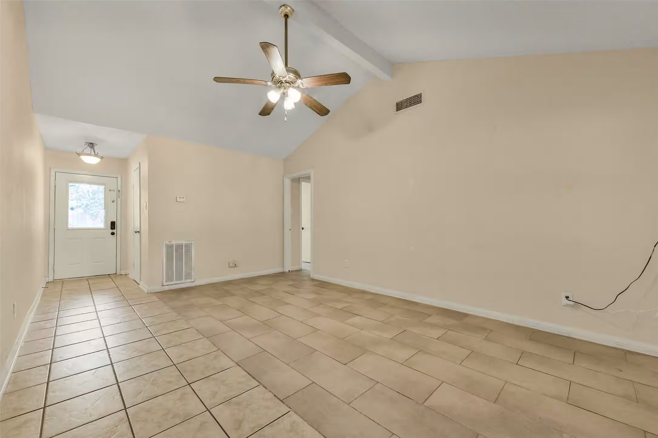 Photo 6 of 12823 Sandy Hook Drive, Houston, TX
