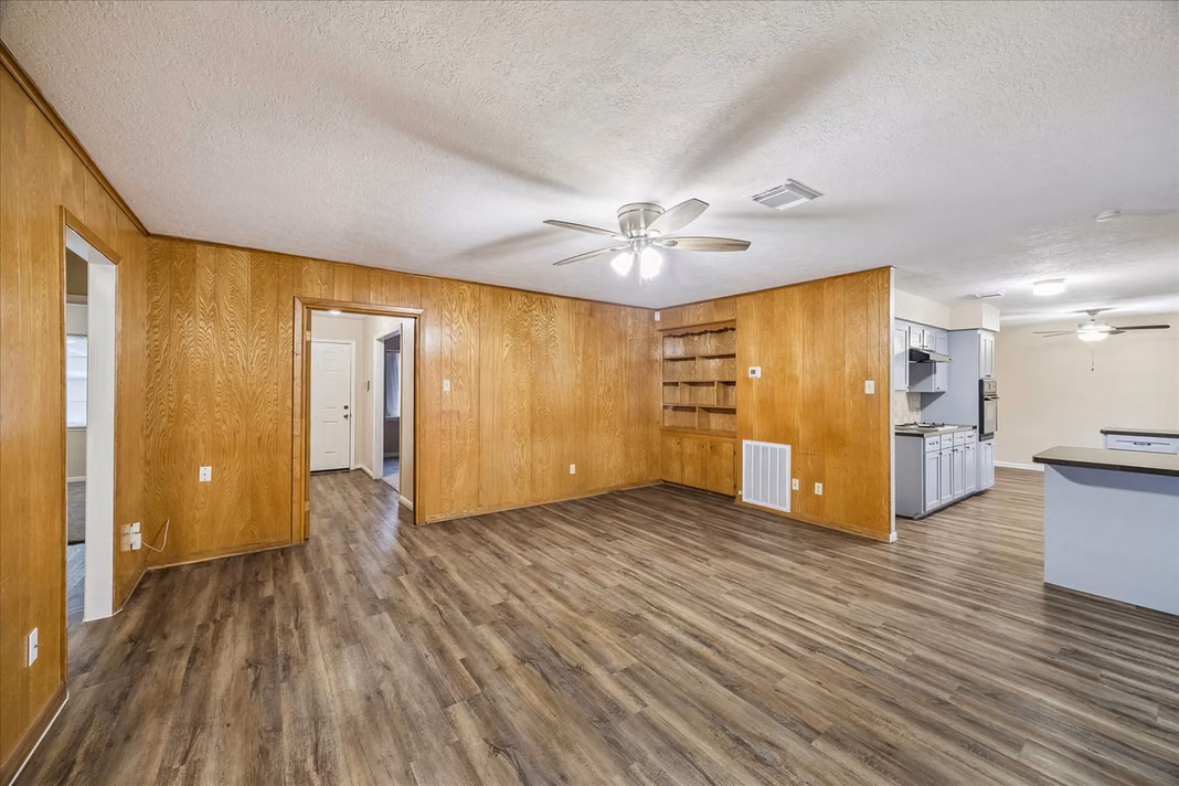 Photo 5 of 2717 Wisdom Drive, Deer Park, TX