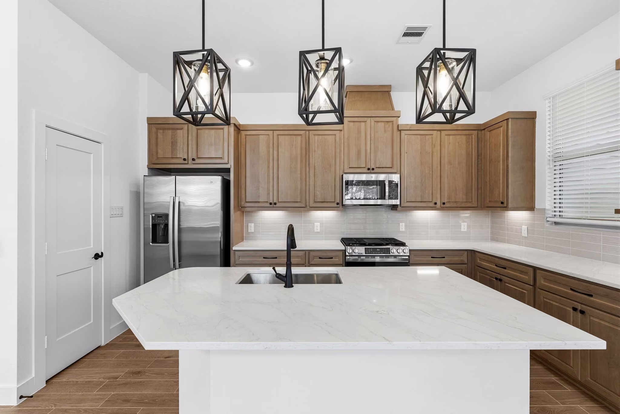 Photo 6 of 26277 E Outrider Banks Circle, Montgomery, TX