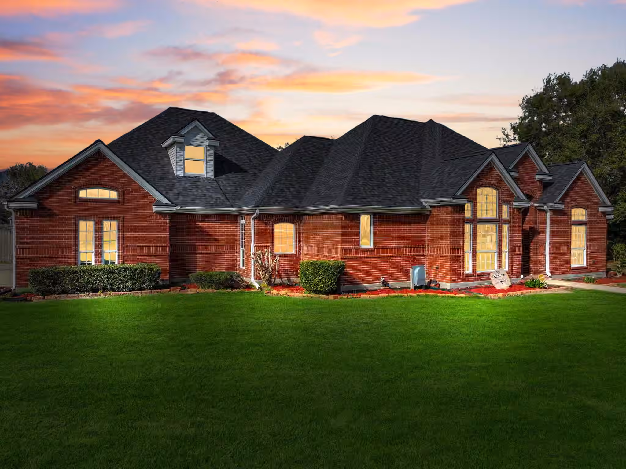 Photo of 520 Meadow Lane, Winnie, TX