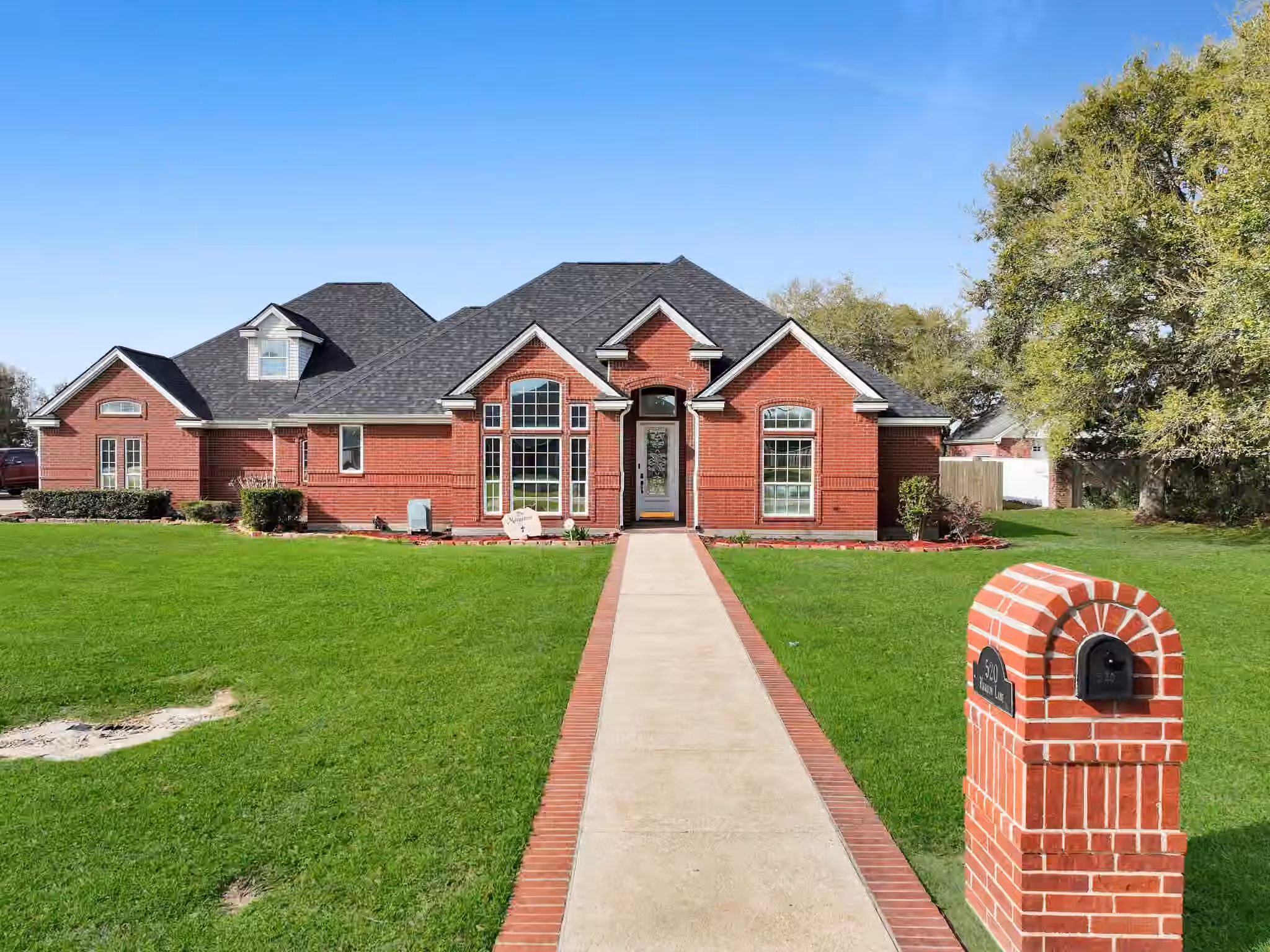 Photo 5 of 520 Meadow Lane, Winnie, TX