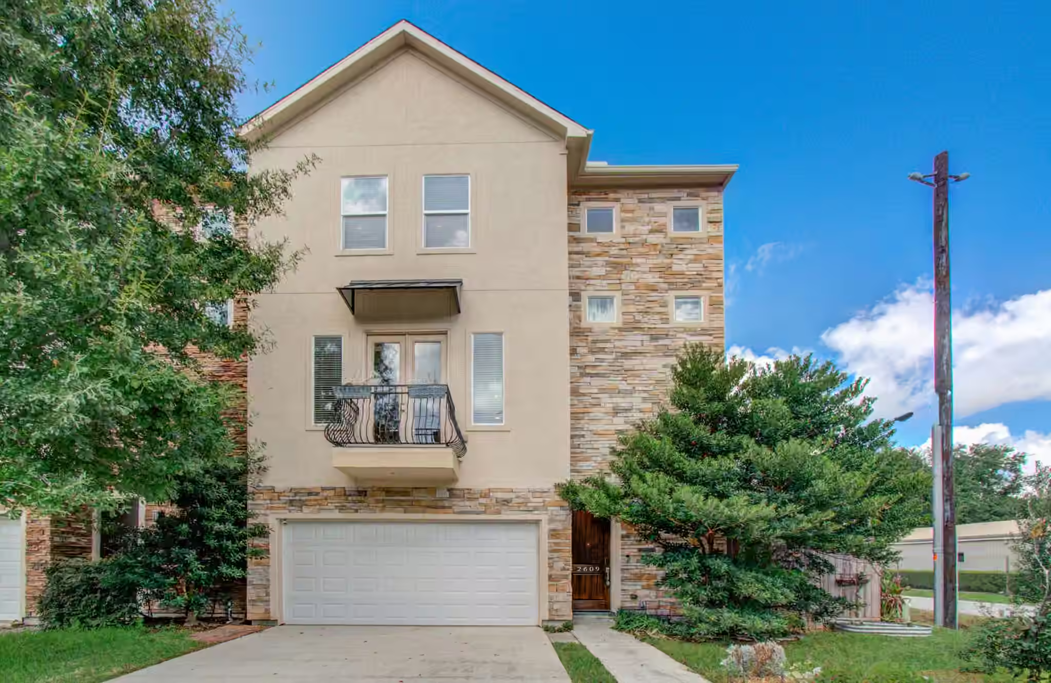 Photo of 2609 Detering Street, Houston, TX 77007