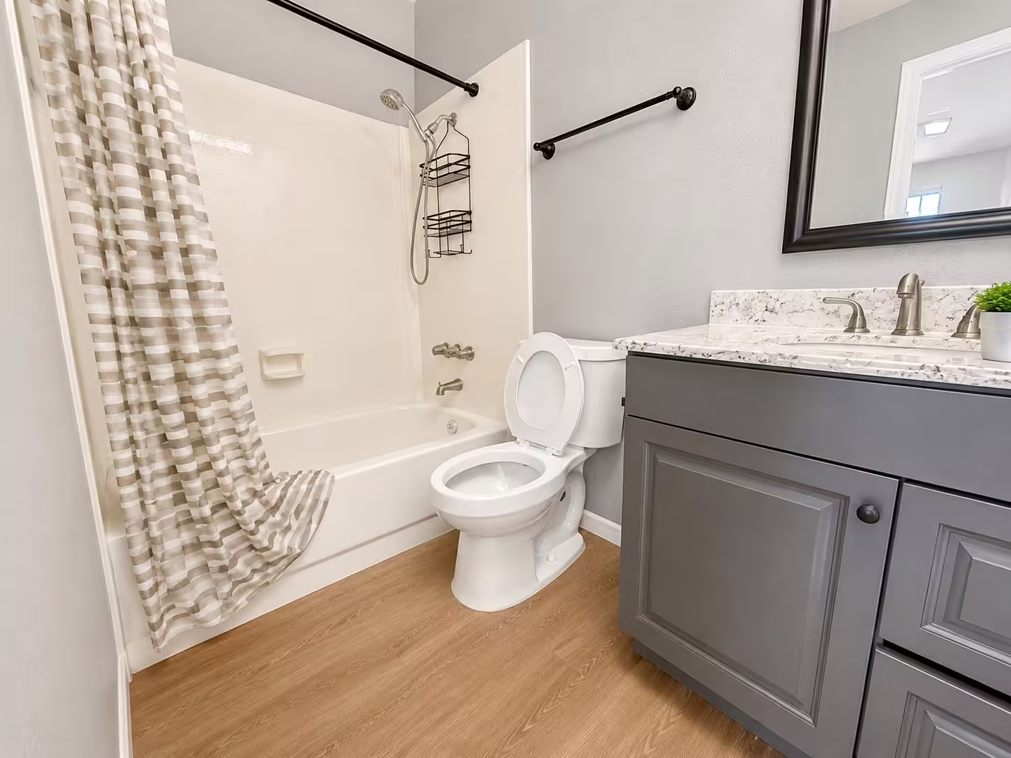 Photo 2 of 10843 Braes Bend Drive, Houston, TX