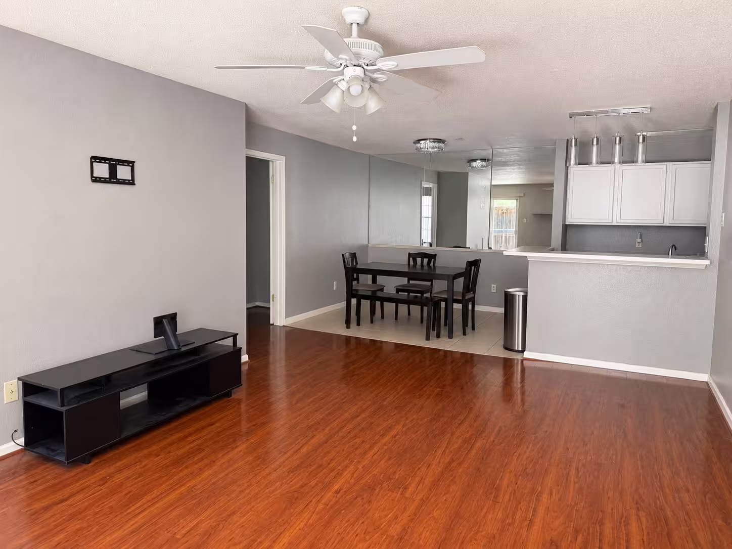 Photo 3 of 10843 Braes Bend Drive, Houston, TX