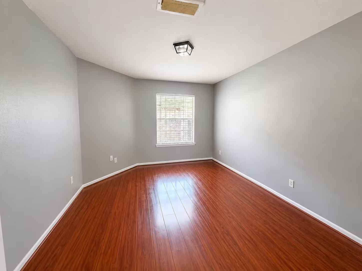 Photo 5 of 10843 Braes Bend Drive, Houston, TX