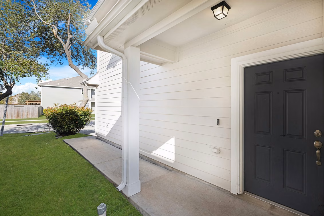 Photo 3 of 3412 Orchid Trace Lane, Houston, TX
