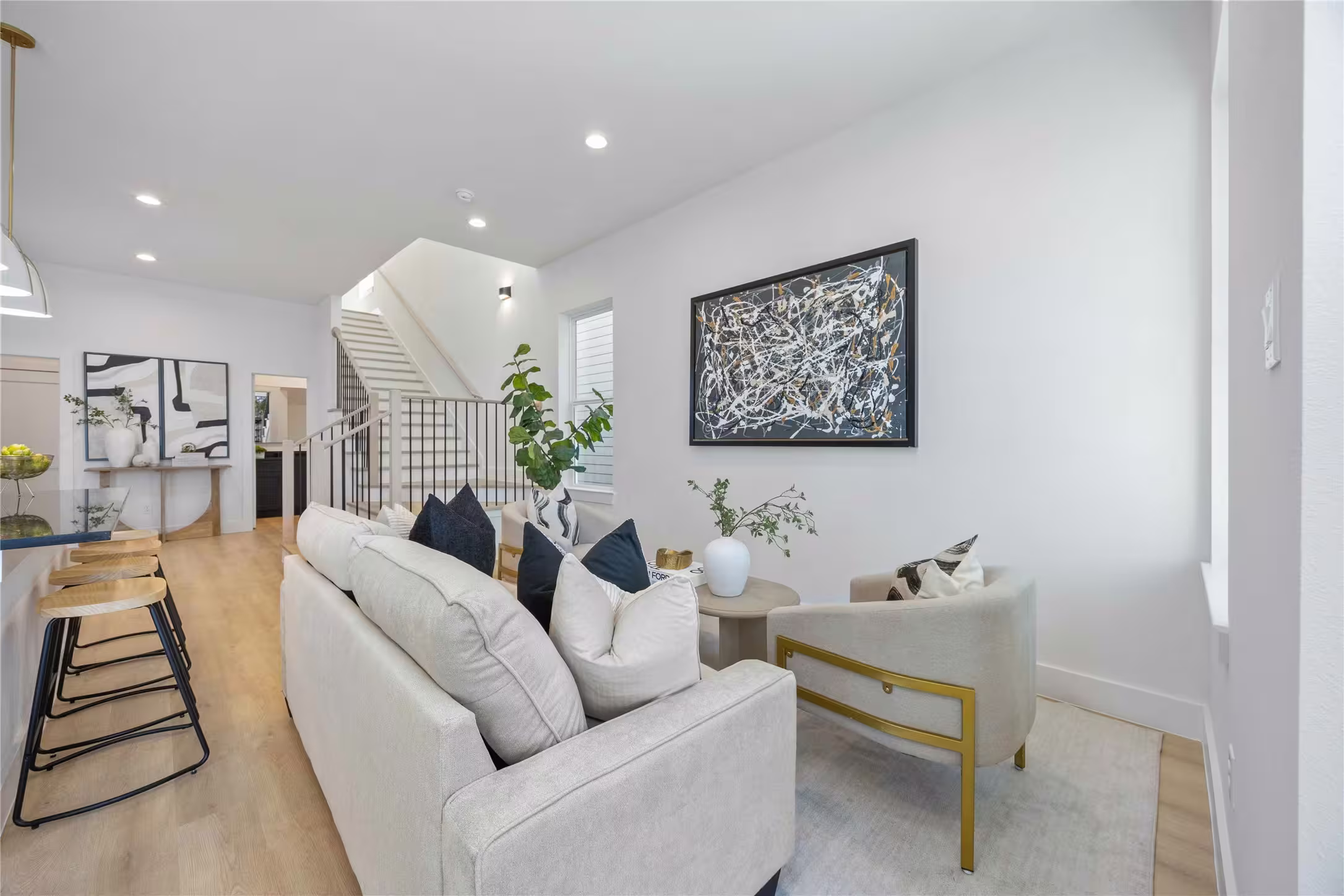 Photo 4 of 3323 Rogers Street, Houston, TX