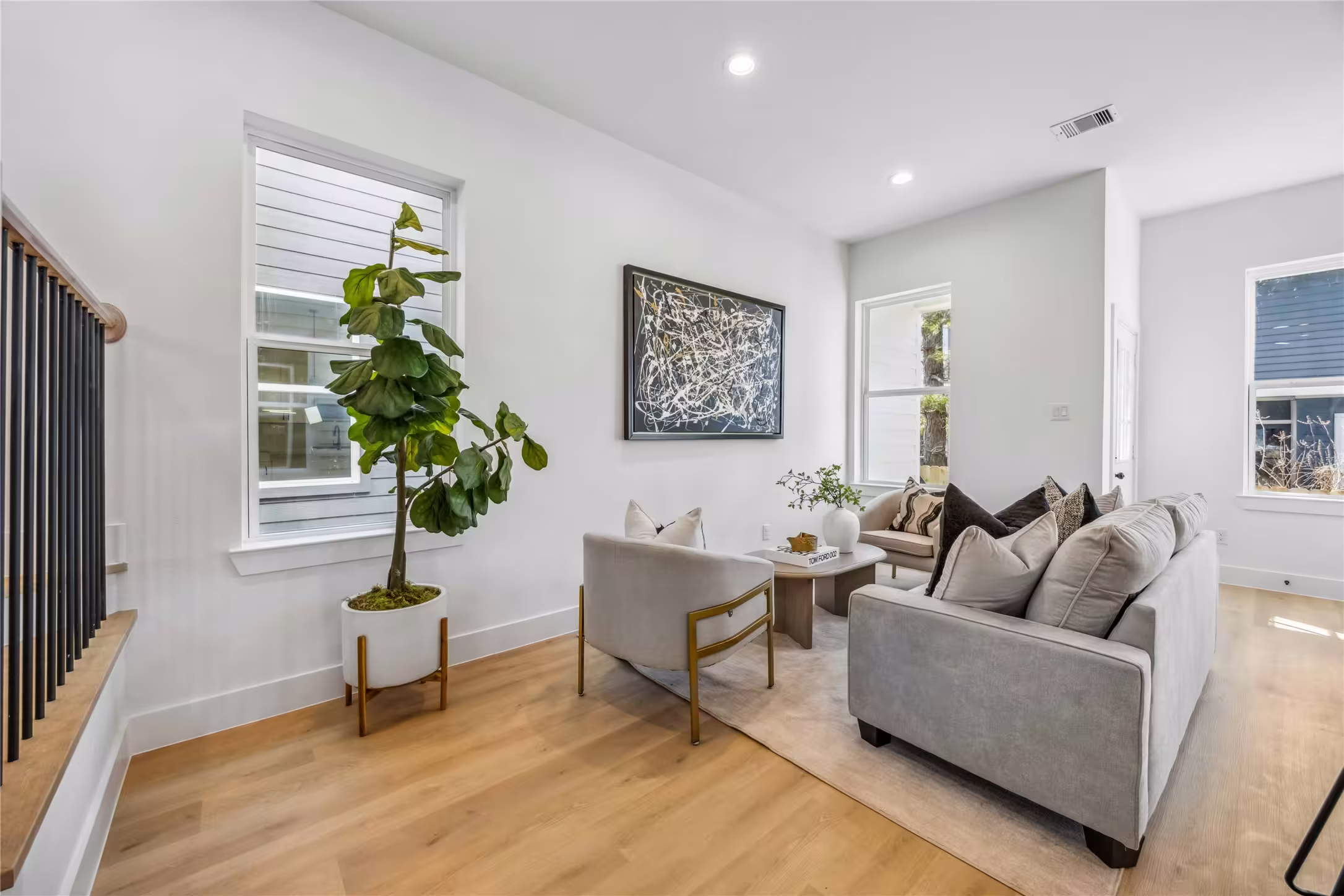Photo 5 of 3323 Rogers Street, Houston, TX