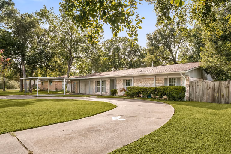 Photo of 1309 Sunset Drive, Dickinson, TX