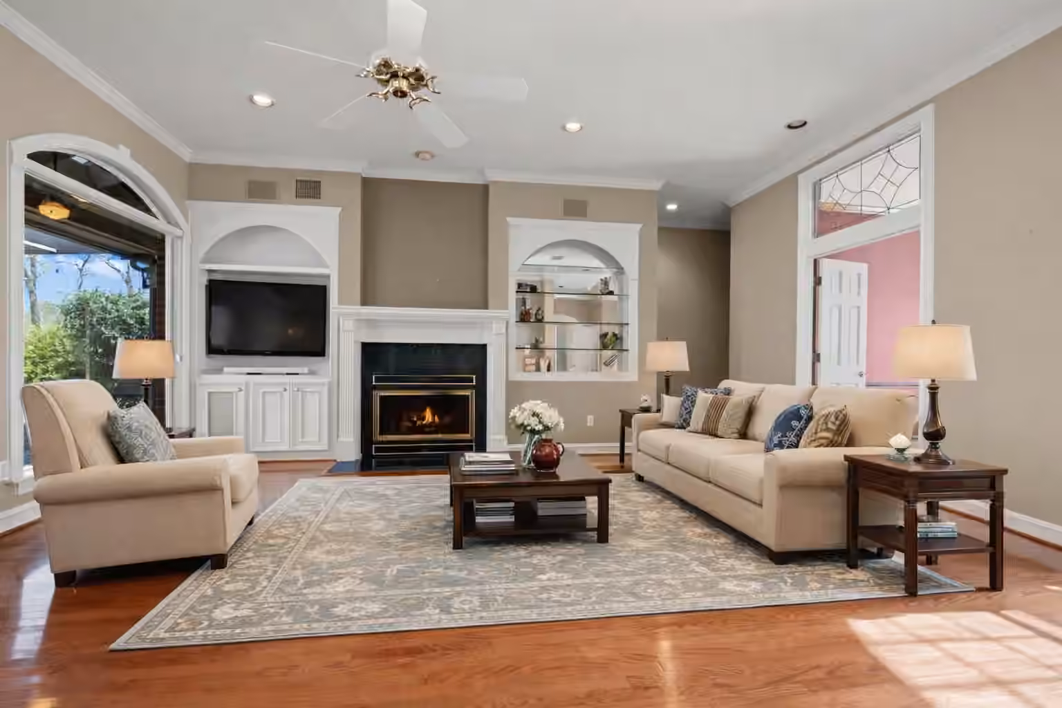 Photo 2 of 299 Wedgewood Drive, Montgomery, TX