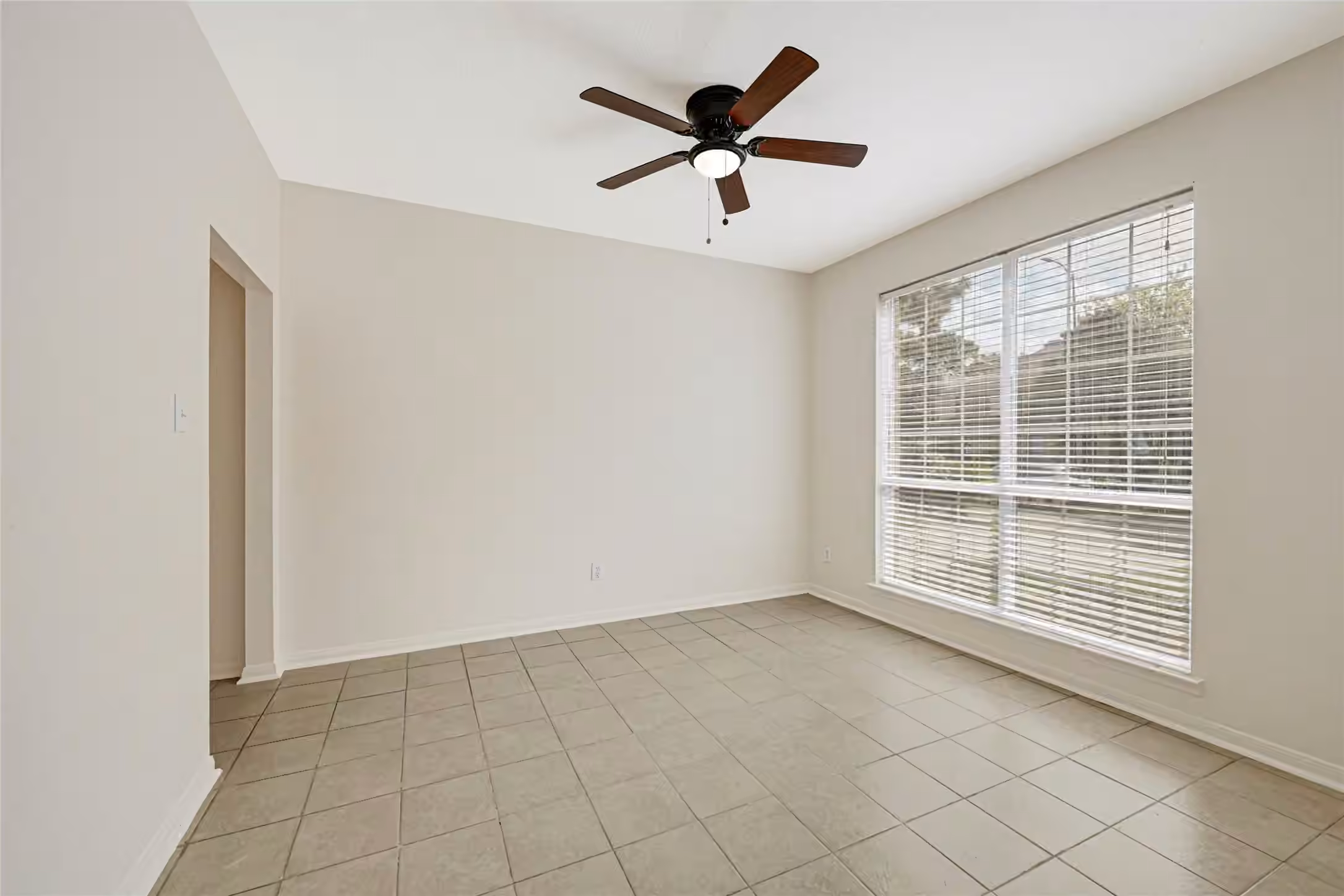 Photo 5 of 13803 Vickston Lane, Houston, TX