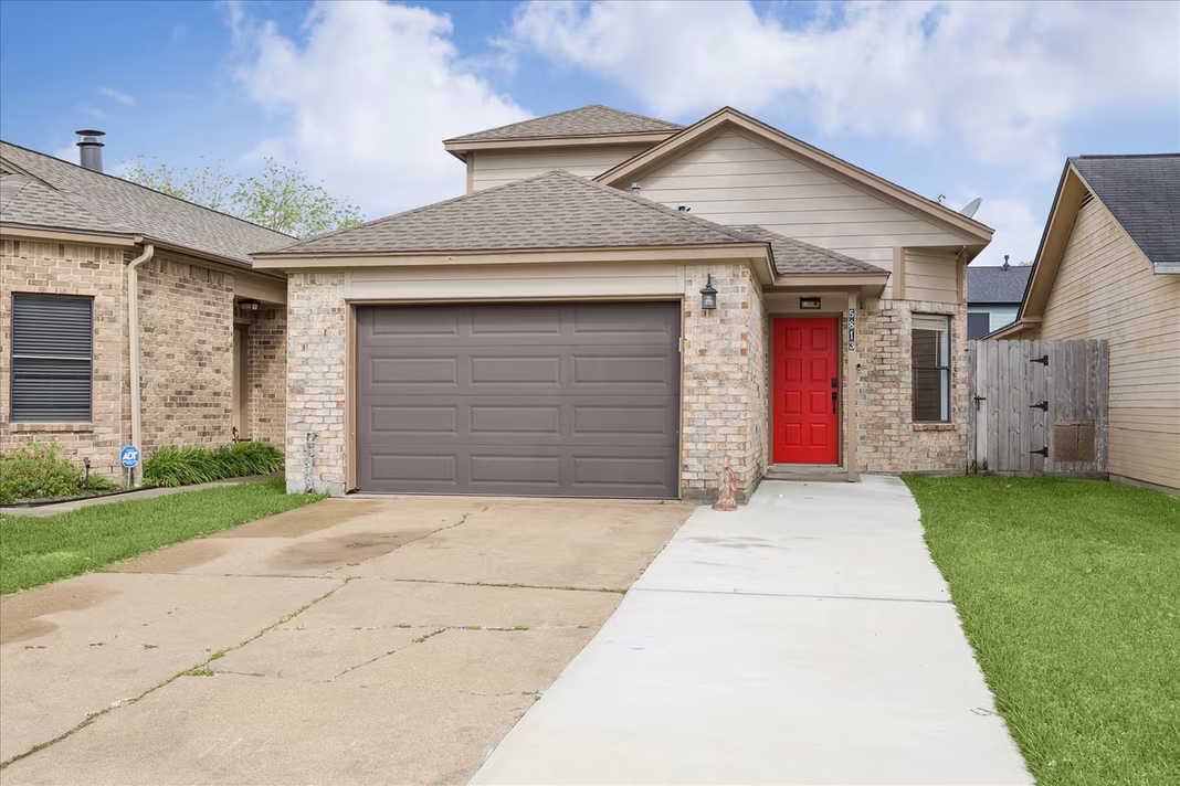 Photo of 5813 Guadalupe Drive, Dickinson, TX