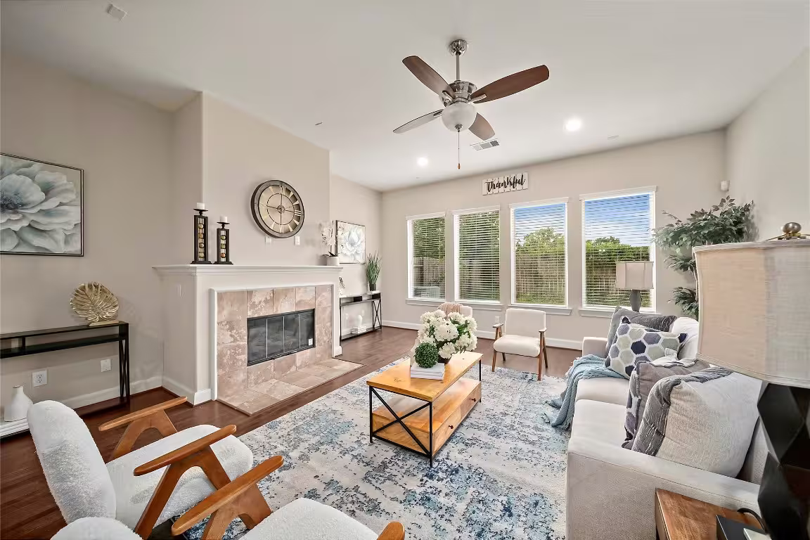 Photo 4 of 5146 Oasis Park, Houston, TX