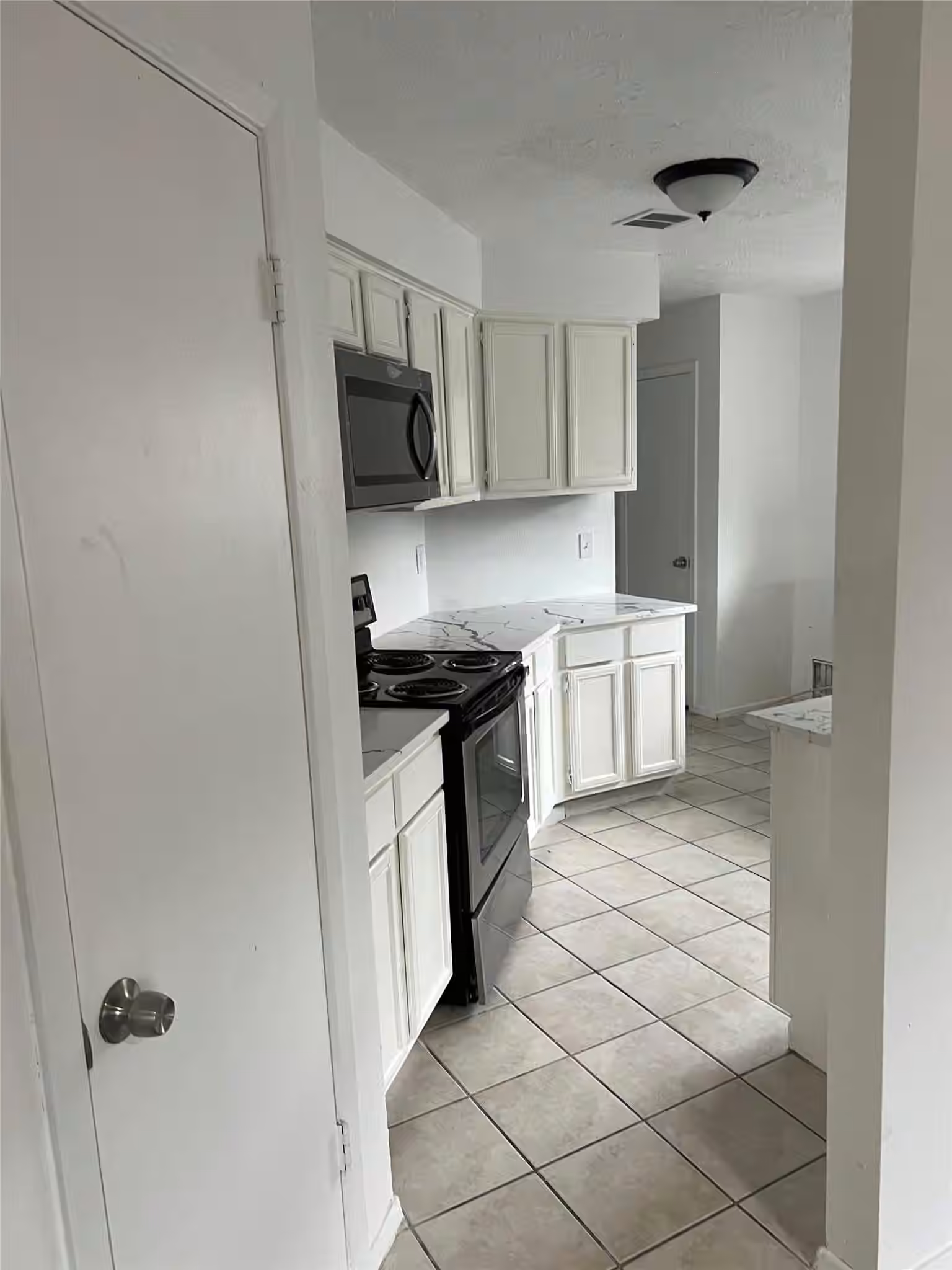 Photo 7 of 1362 Ambrosden Lane, Channelview, TX
