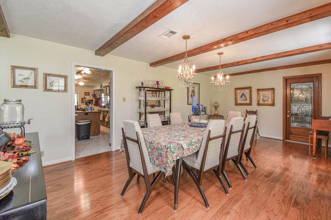 Photo 7 of 4503 Allen Genoa Road, Pasadena, TX