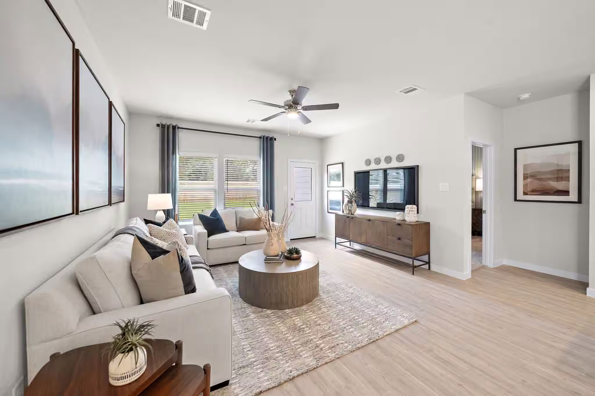 Photo 4 of 17833 Lionheart Road, Conroe, TX