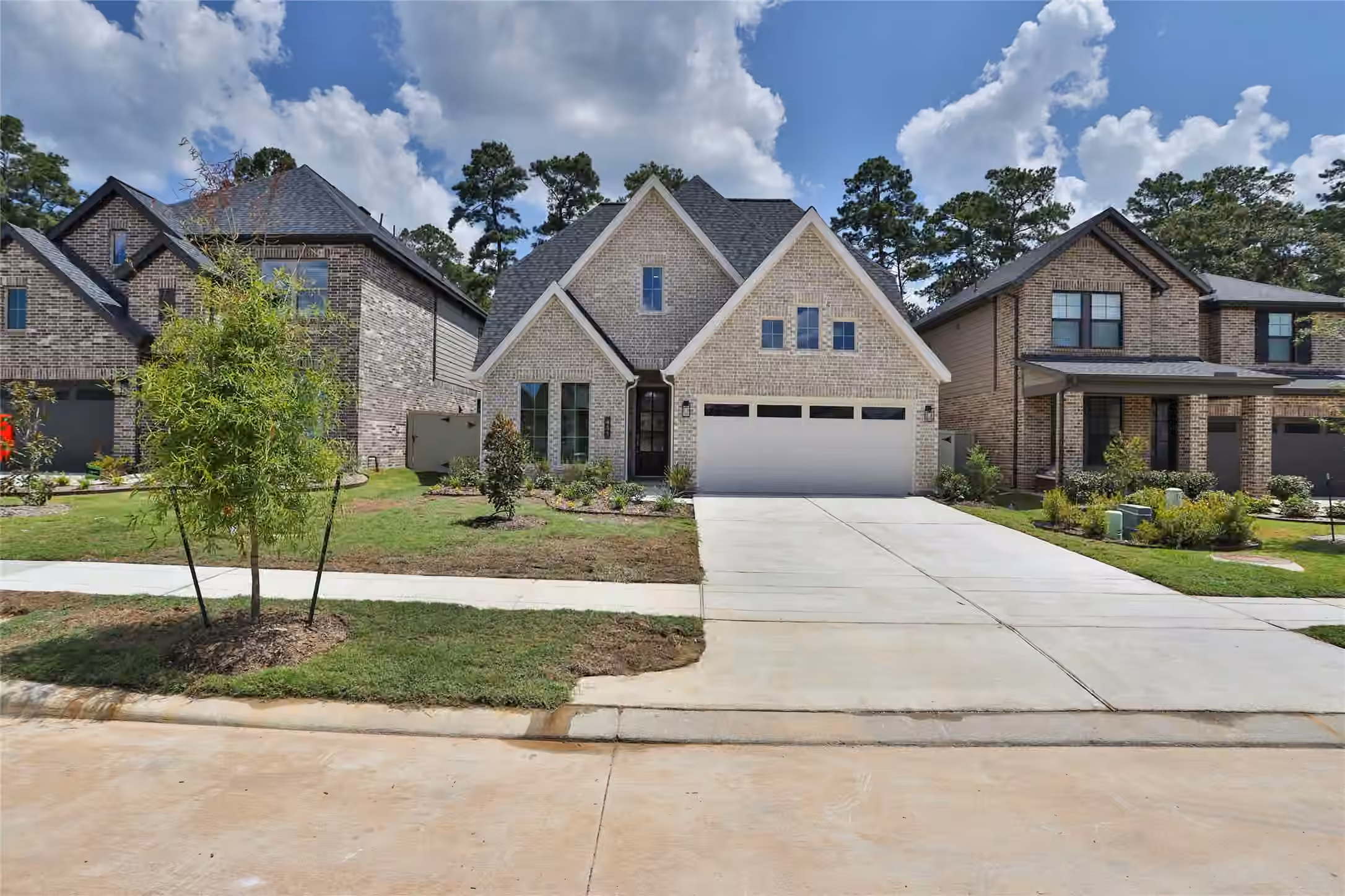 Photo 2 of 451 Audubons Shearwater Way, Magnolia, TX