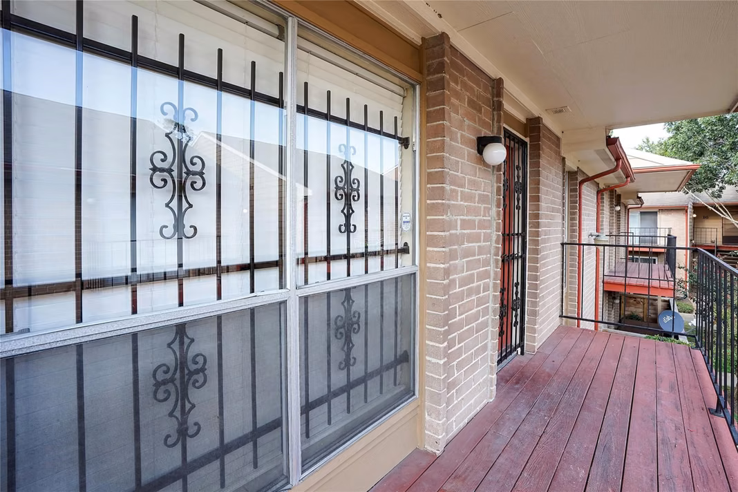 Photo 3 of 12955 Woodforest Boulevard 32, Houston, TX