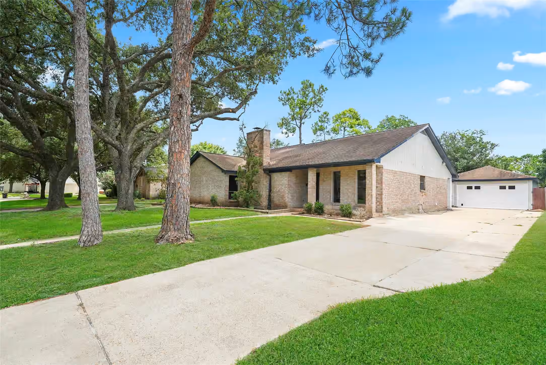 Photo 2 of 3602 Cobleskill Court, Missouri City, TX