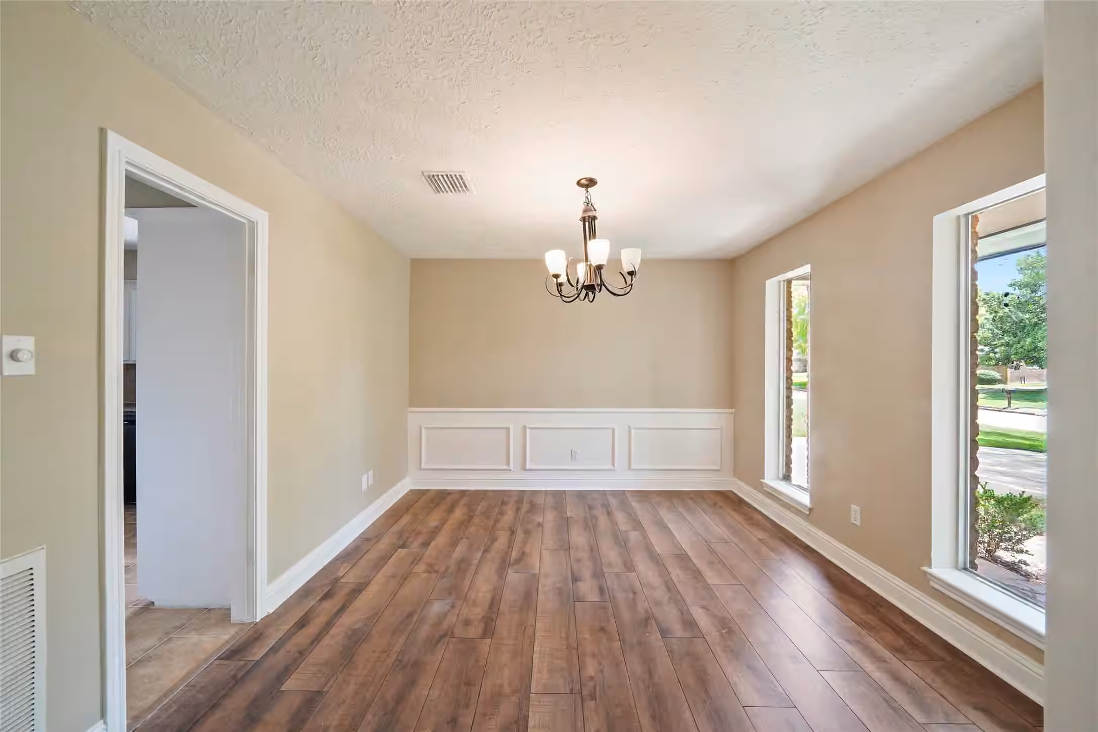 Photo 3 of 3602 Cobleskill Court, Missouri City, TX