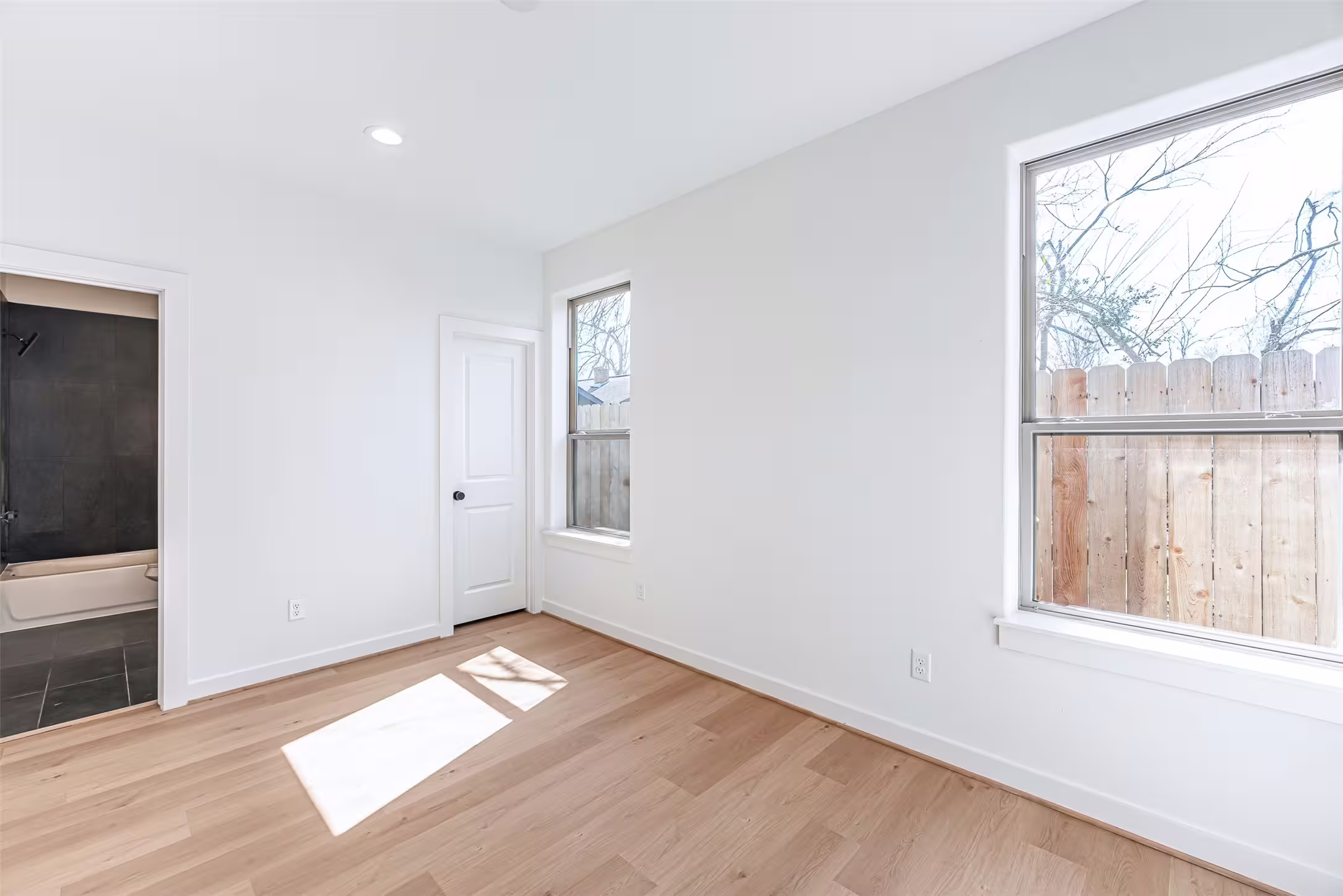 Photo 5 of 2318 Mills Street, Houston, TX