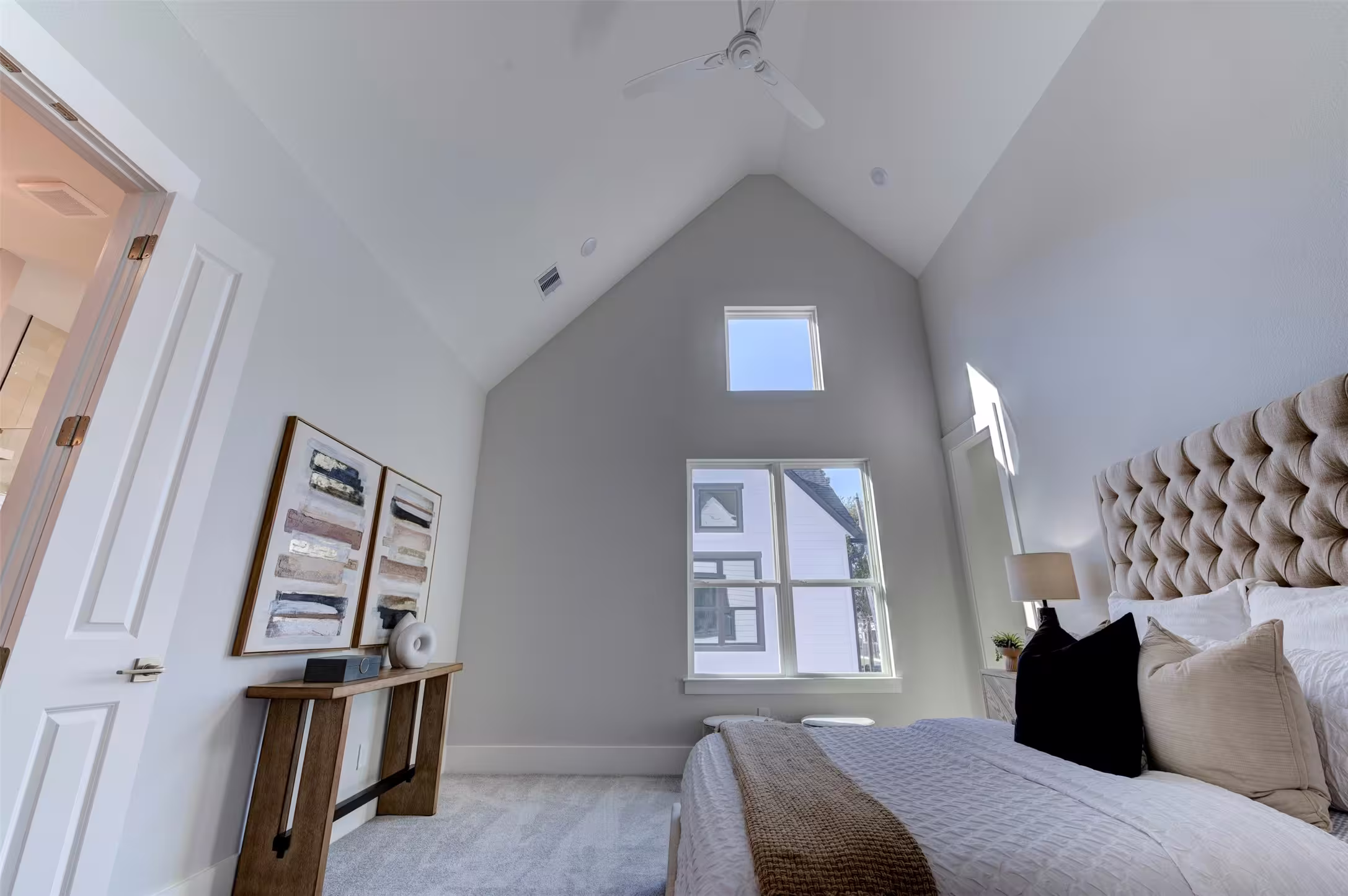Photo 5 of 5132 Rosslyn Road, Houston, TX