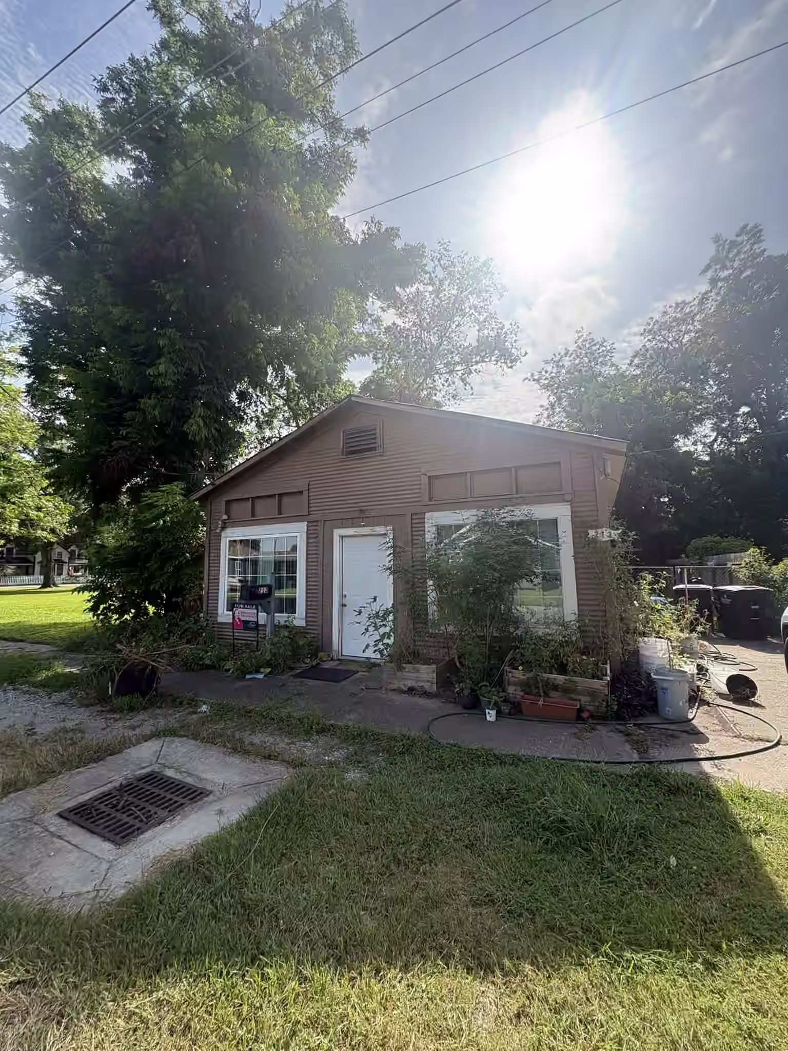 Photo of 213 S Hill Street, Alvin, TX